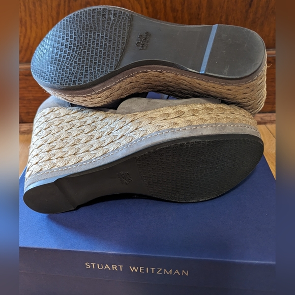 Stuart Weitzman Gray Suede Wedges, Size 8.5 - Picture 6 of 10